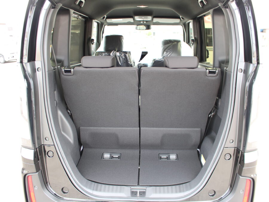 NBOX カスタム　ベースグレード