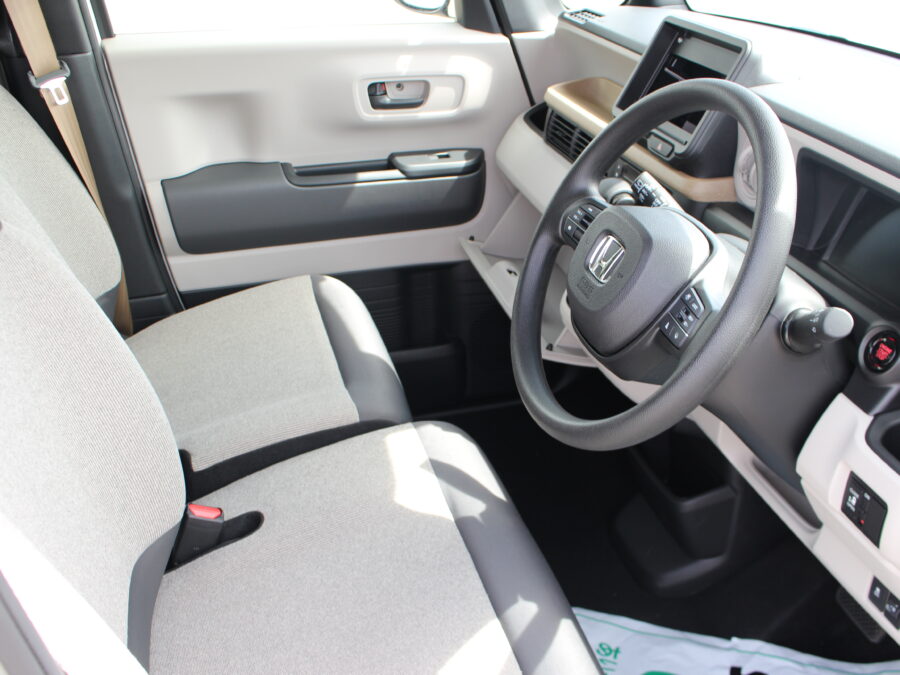 NBOX ベースグレード