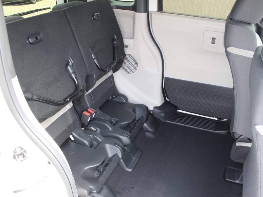 NBOX ベースグレード