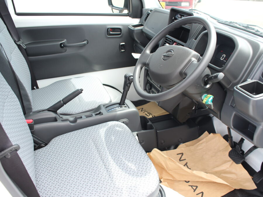 クリッパートラック　ＤＸ　４ＷＤ