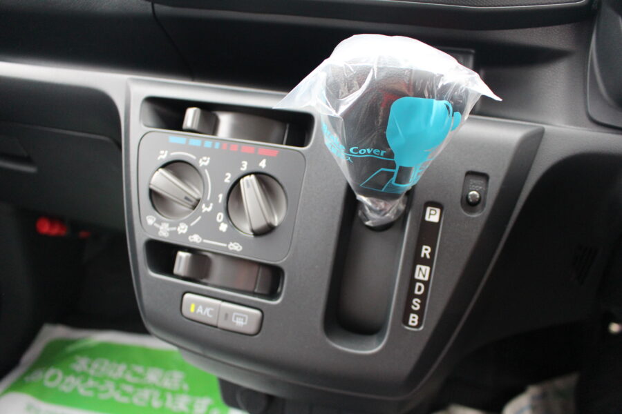 ミライース　L　SA3