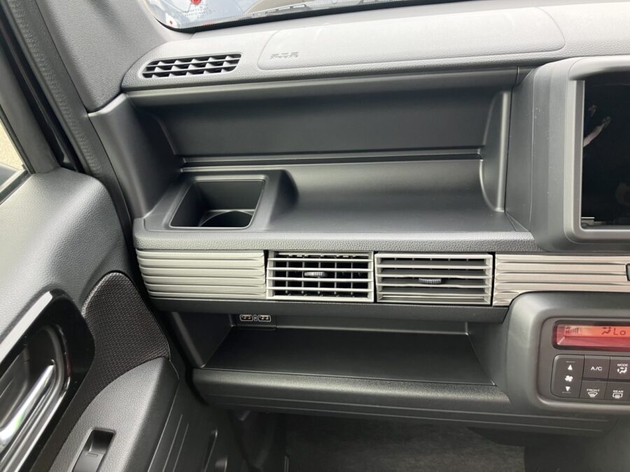 N-VAN　ファン
