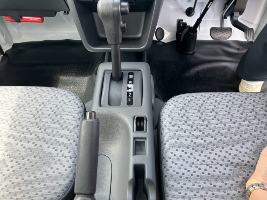 クリッパートラック　DX　2WD　AT