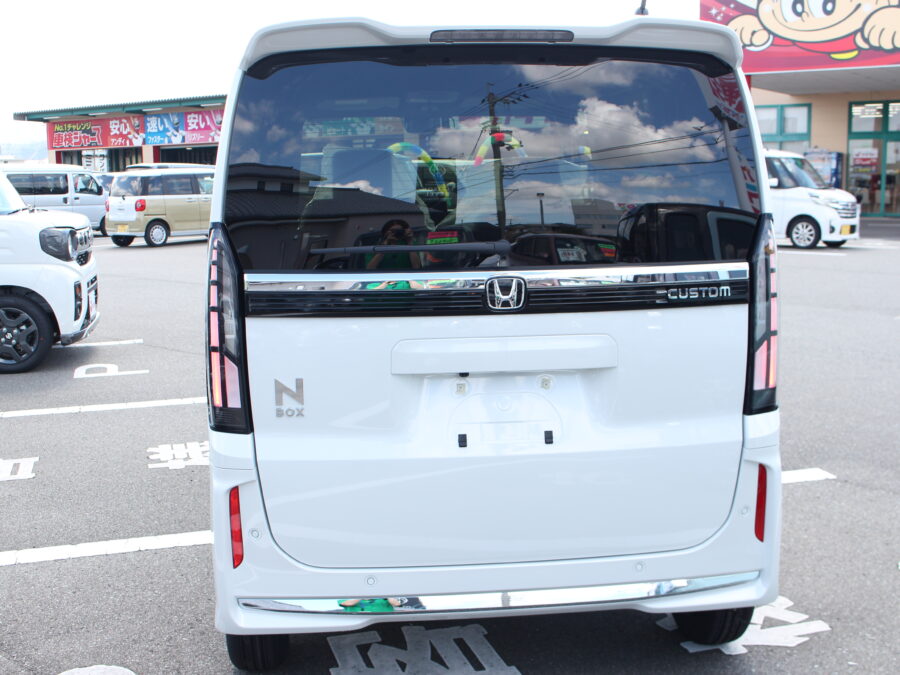 ＮＢＯＸカスタム　ｺﾈｸﾄﾅﾋﾞ・ETC付 