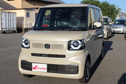 ＮＢＯＸ　ファッションスタイル純正ナビ付